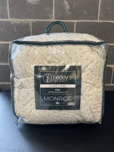Load image into Gallery viewer, Monroe Luxe Beddy’s