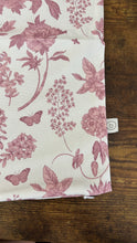 Load image into Gallery viewer, Ivy Medium Pillow Cover - Customer Return
