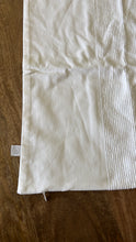 Load image into Gallery viewer, Gracie Medium Pillow Cover
