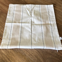 Load image into Gallery viewer, Ryan Medium Pillow Cover - Customer Return
