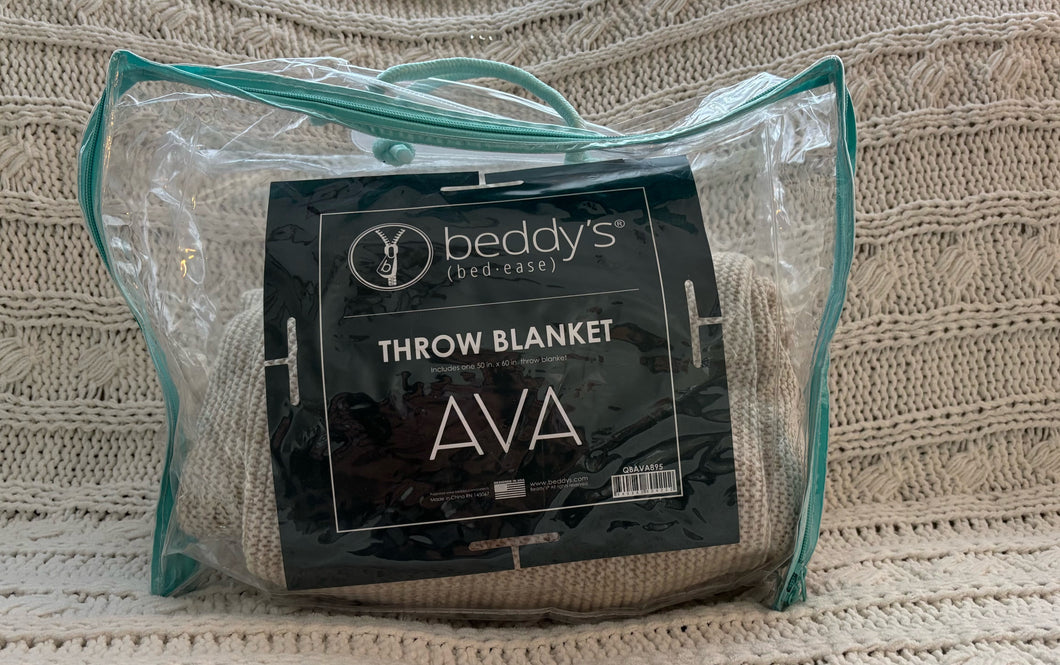 Ava Throw
